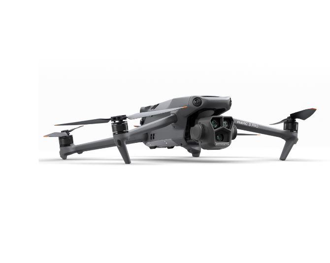 DJI Mavic 3 Pro Fly More Combo (DJI RC) Professional CP.MA.00000660.01