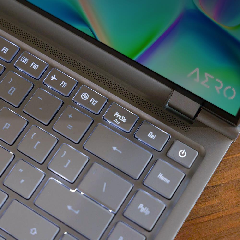 NB AERO CI7-13700H 14" 16GB/1TB W11 AERO 14 BMF GIGABYTE