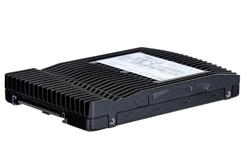 MICRON SSD series 7450 PRO 960GB PCIe Gen4