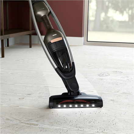 Electrolux Vacuum Cleaner PQ91-50MB Pure Q9 Cordless operating