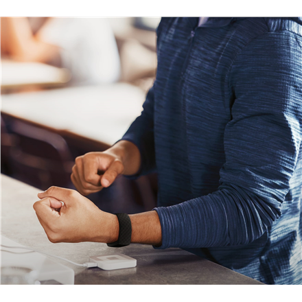 Fitbit Charge 4 Fitness tracker