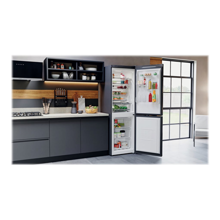 Hotpoint | HAFC8 TO32SK | Refrigerator | Energy efficiency class E | Free standing | Combi | Height 