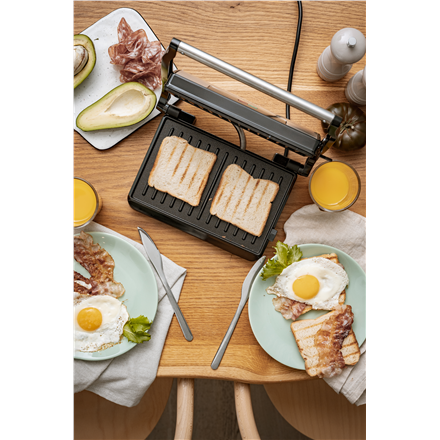 Adler Electric Grill  AD 3052 Table