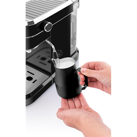 ETA | Espresso coffee maker | ETA618190020 Storio | Pump pressure 20 bar | Built-in milk frother | S