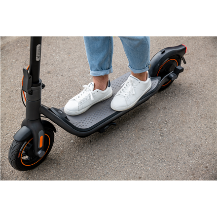 Ninebot Kickscooter F40I Powered by Segway