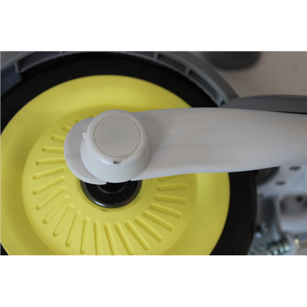 SALE OUT. Ninebot by Segway eKickscooter ZING C10