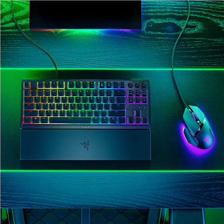 Razer Ornata V3 Tenkeyless Gaming Keyboard Wired Russian Black