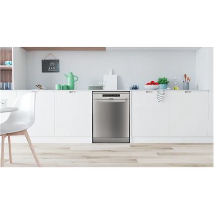 INDESIT | Free standing | Dishwasher | D2F HD624 AS | Width 60 cm | Number of place settings 14 | Nu