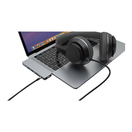 HyperDrive USB-C 7-in-1 Laptop Form-Fit Hub