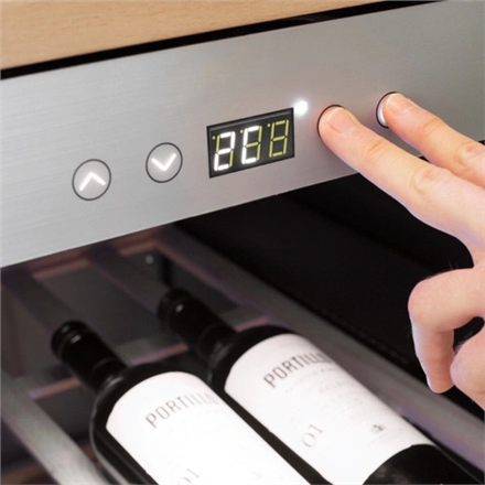 Caso | Wine cooler | WineComfort 660 Smart | Energy efficiency class G | N/A | Free standing | Black