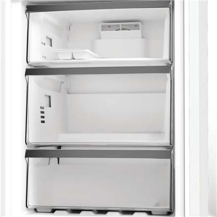 Whirlpool Refrigerator | WHK 26364 XP7E | Energy efficiency class B | Free standing | Combi | Height