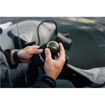 Deeper CHIRP+3 sonar +36W foldable solar charger power bundle