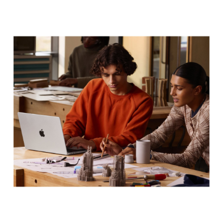 Apple MacBook | Pro | Silver | 14 " | 3024 x 1964 pixels | Apple M5 | 16 GB | Solid-state drive capa