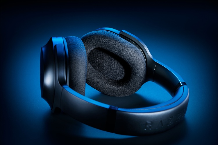 Razer Barracuda Wired & Wireless Gaming Headphones, Bluetooth, USB Type-C, Black