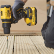 Stanley 18V V20 Brushless Drill Driver - 2.0Ah Kit SFMCD710D2K-QW